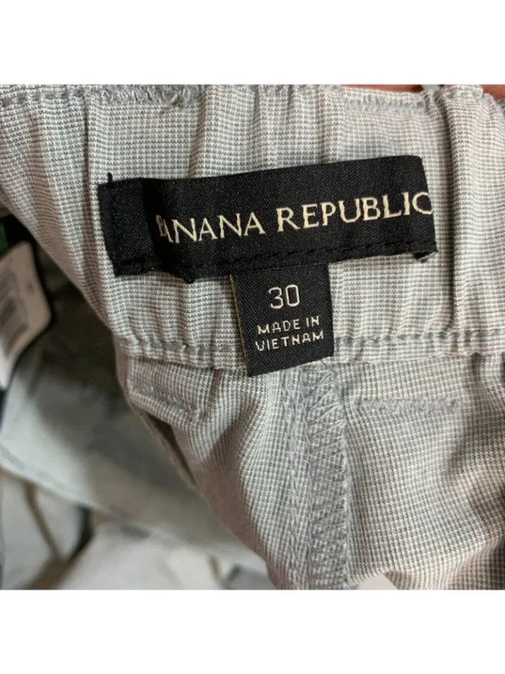 NWT Banana Republic Men's 30 Gray Comfort Flat Front Shorts Stretch Fabric